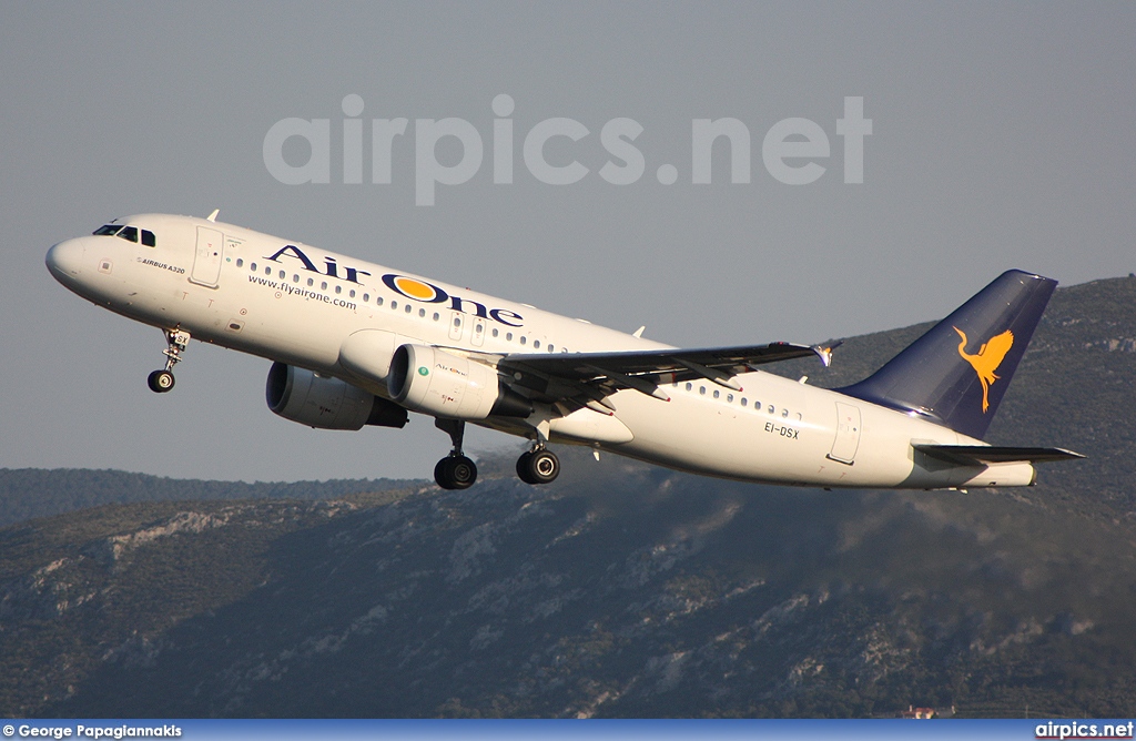 EI-DSX, Airbus A320-200, Air One