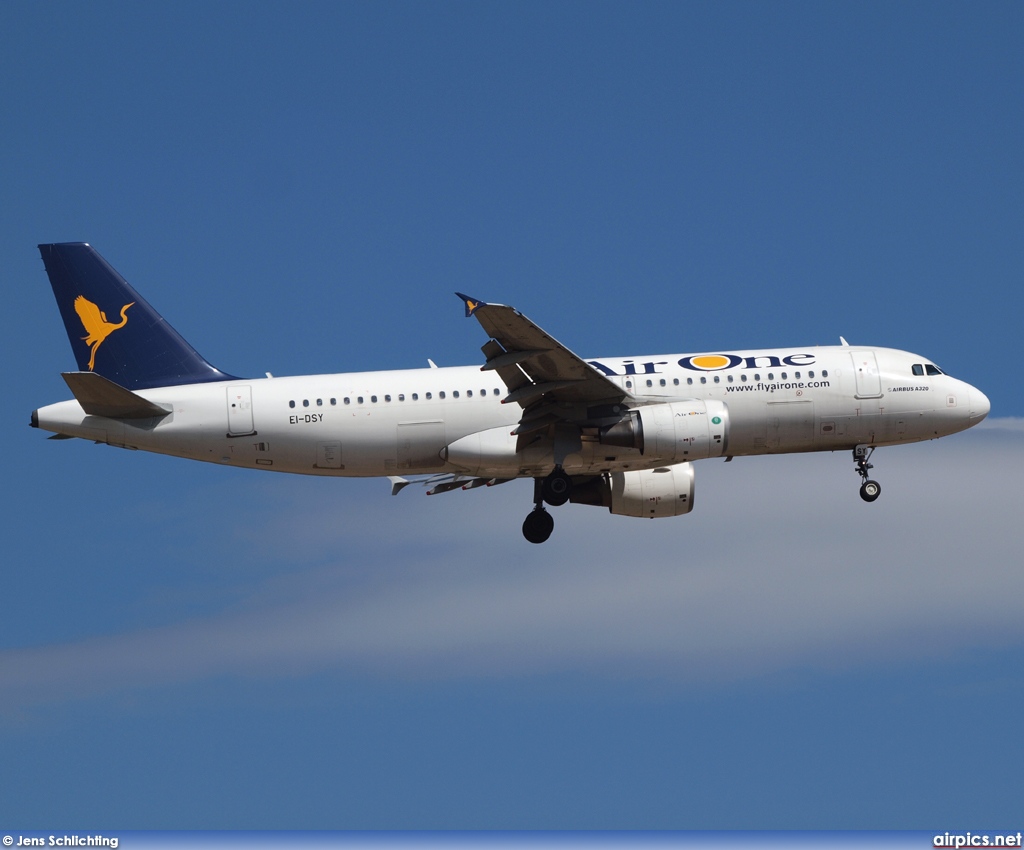 EI-DSY, Airbus A320-200, Air One