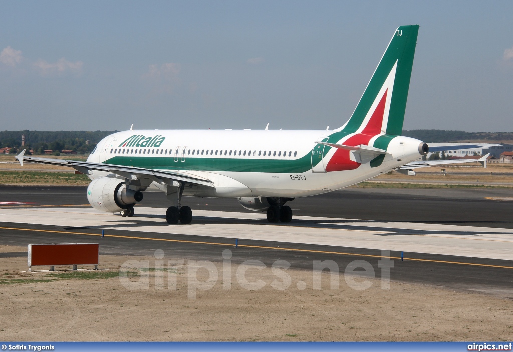 EI-DTJ, Airbus A320-200, Alitalia