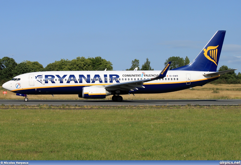 EI-DWR, Boeing 737-800, Ryanair