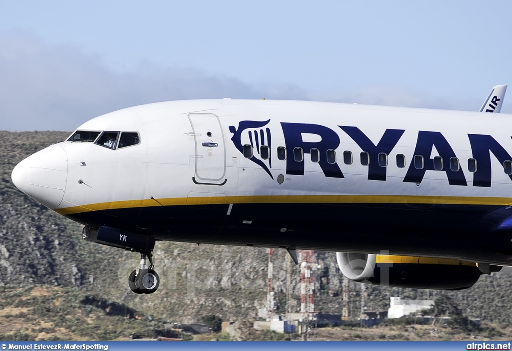 EI-DYK, Boeing 737-800, Ryanair