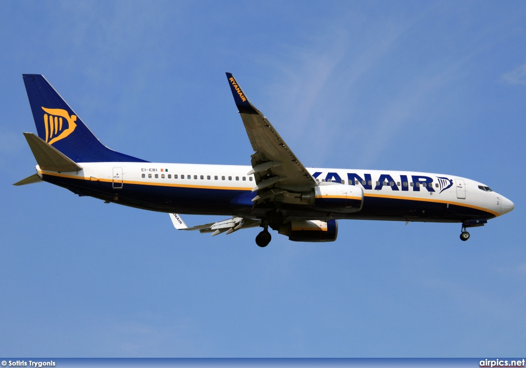 EI-EBI, Boeing 737-800, Ryanair