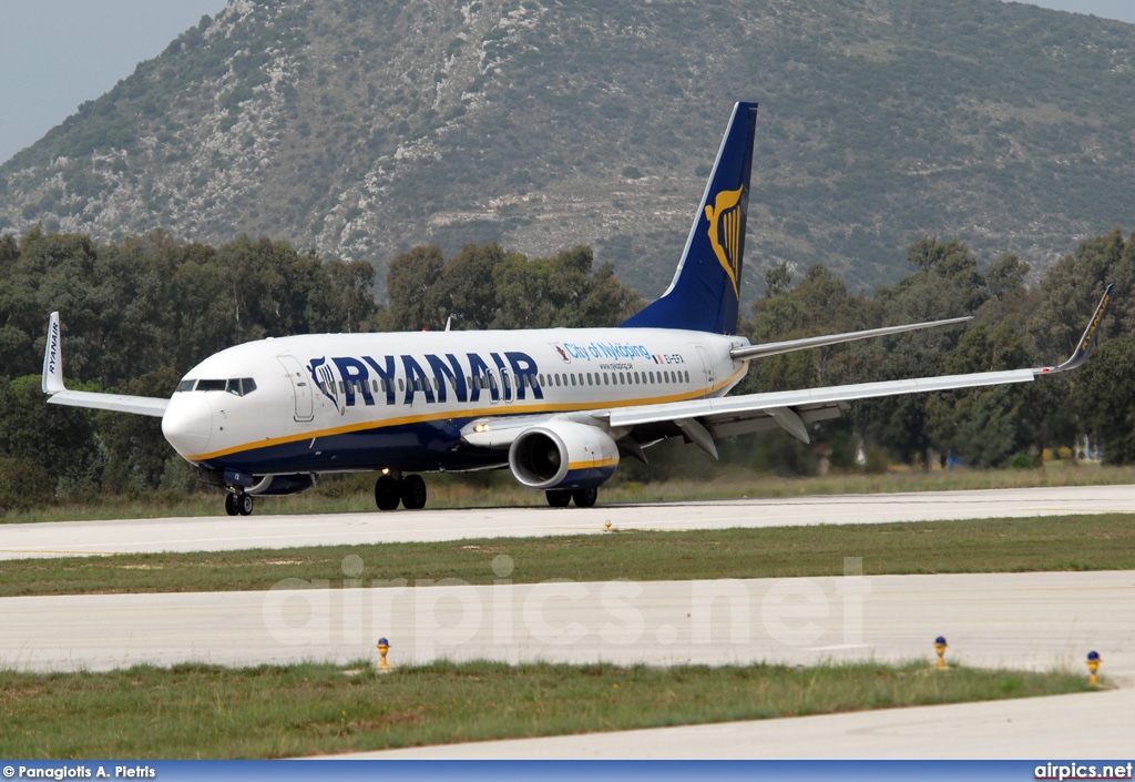 EI-EFA, Boeing 737-800, Ryanair