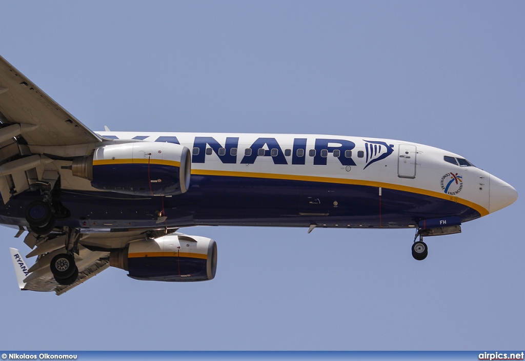 EI-EFH, Boeing 737-800, Ryanair