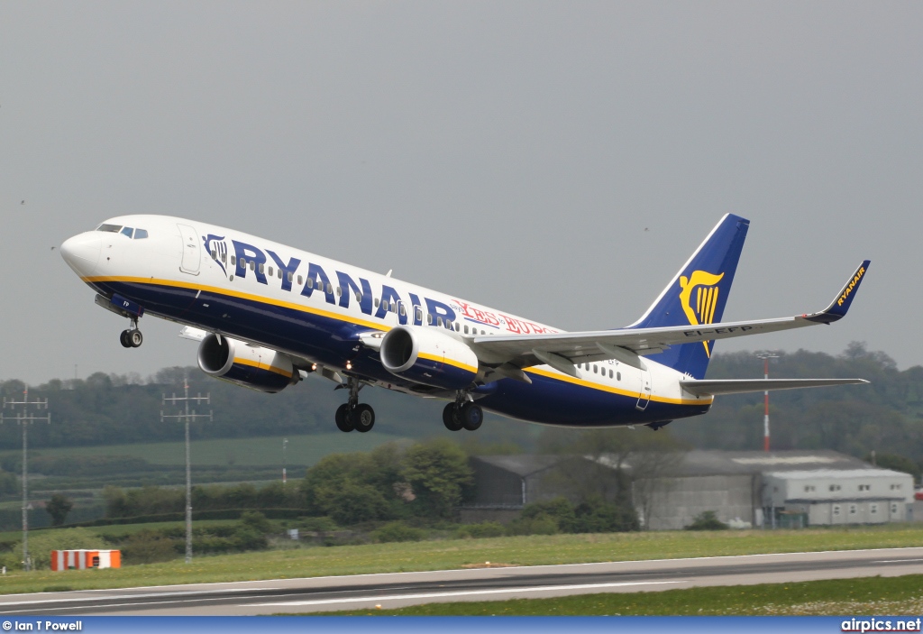 EI-EFP, Boeing 737-800, Ryanair