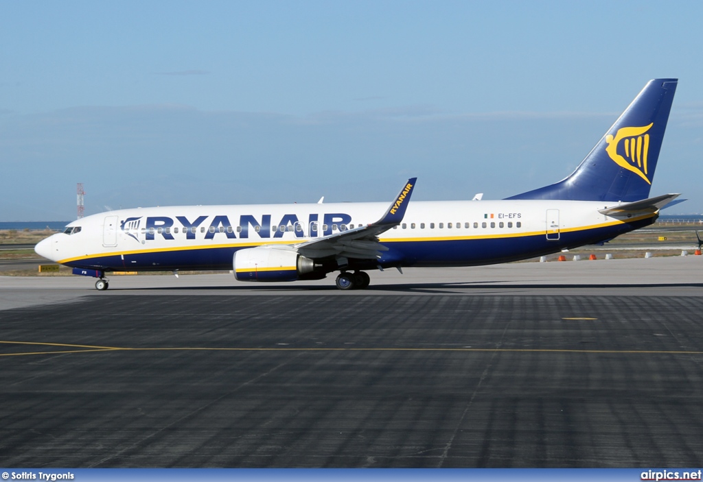 EI-EFS, Boeing 737-800, Ryanair