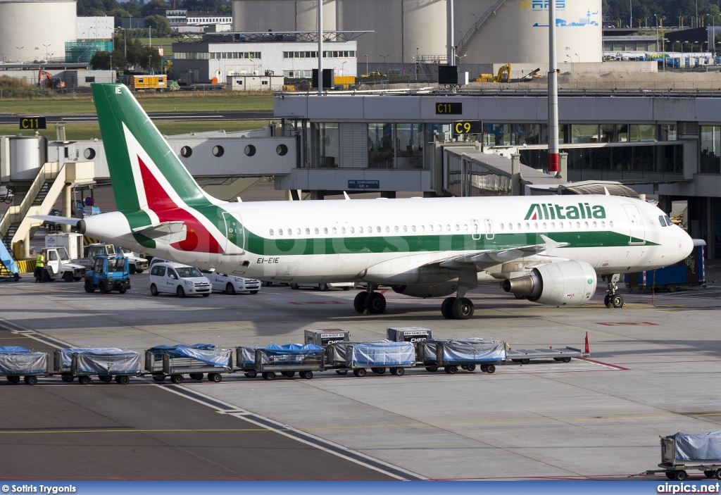 EI-EIE, Airbus A320-200, Alitalia