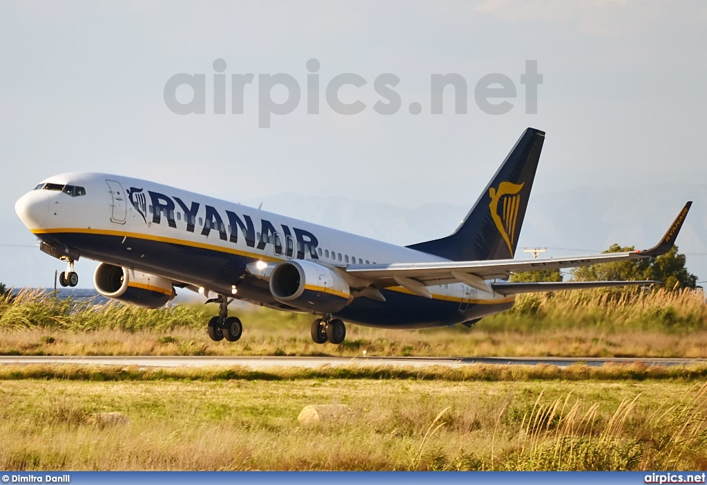 EI-EKG, Boeing 737-800, Ryanair