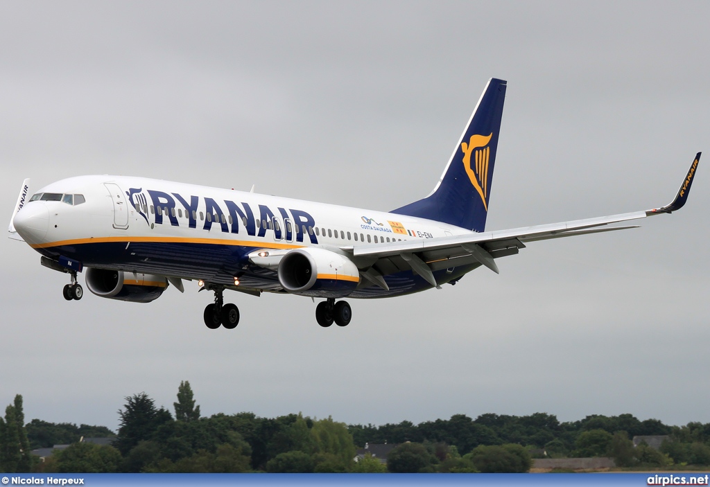 EI-ENA, Boeing 737-800, Ryanair