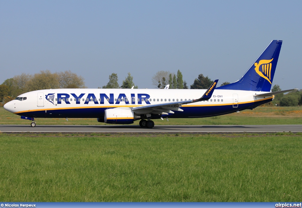 EI-ENY, Boeing 737-800, Ryanair