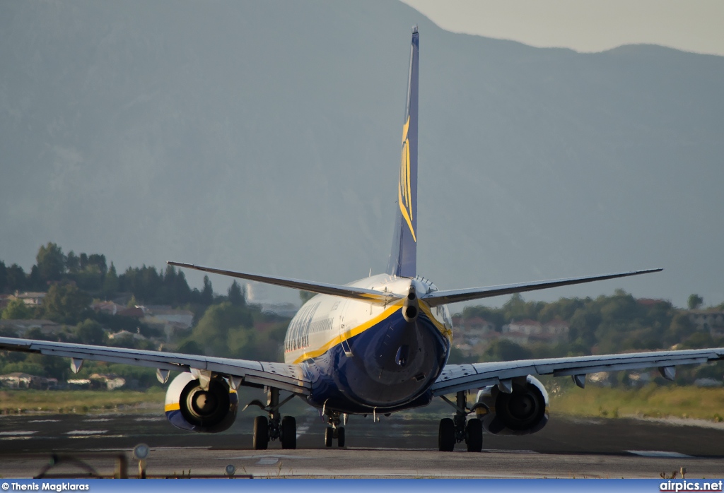 EI-ESX, Boeing 737-800, Ryanair