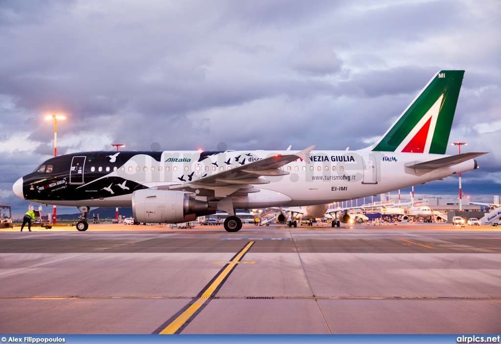 EI-IMI, Airbus A319-100, Alitalia