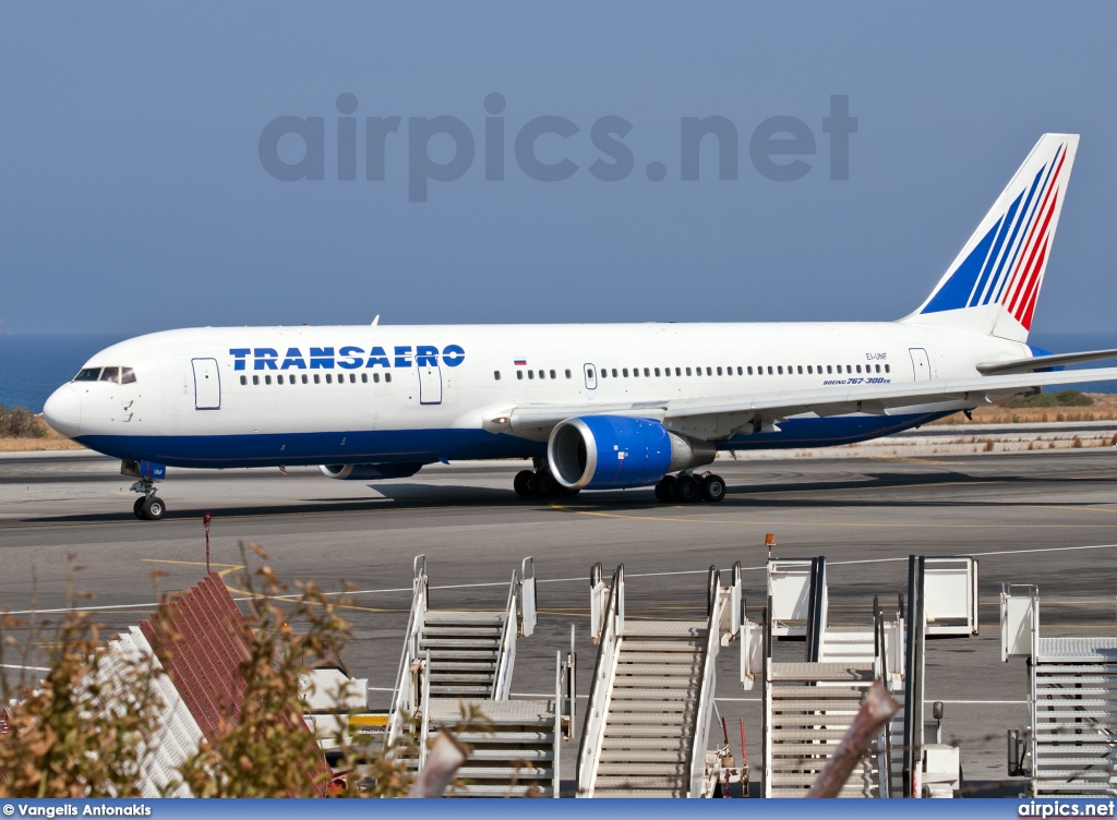 EI-UNF, Boeing 767-300ER, Transaero