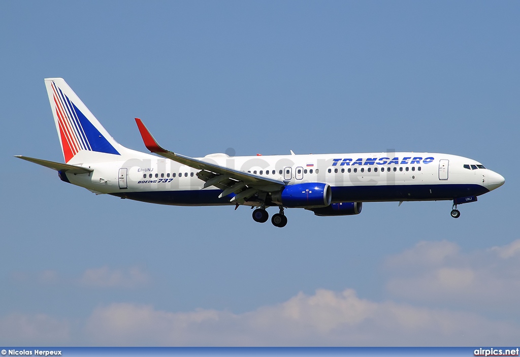 EI-UNJ, Boeing 737-800, Transaero