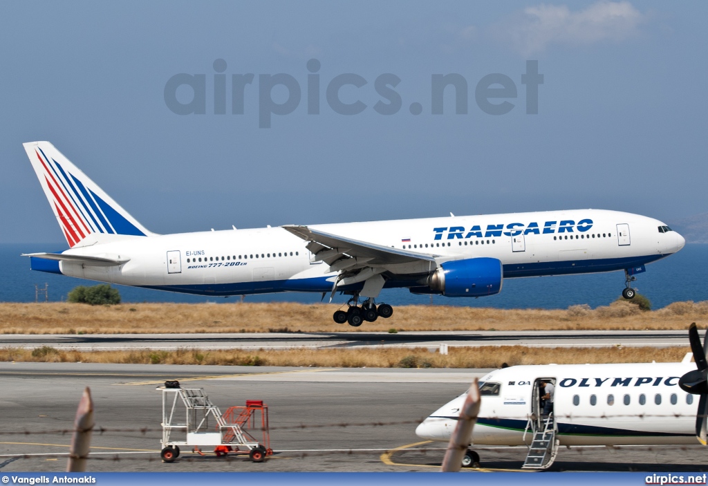 EI-UNS, Boeing 777-200ER, Transaero