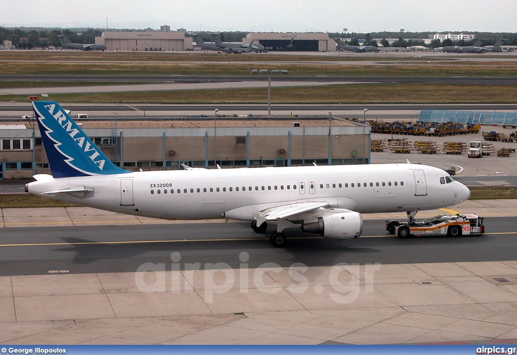 EK-32009, Airbus A320-200, Armavia