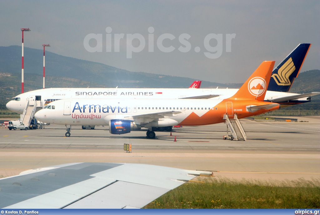 EK32010, Airbus A320-200, Armavia