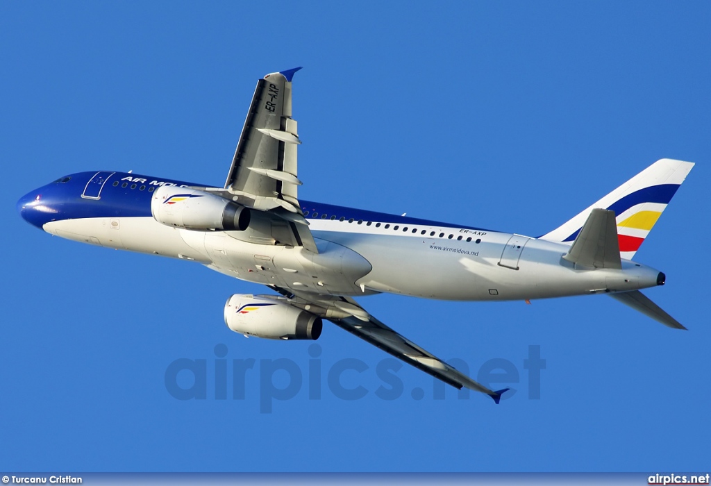 ER-AXP, Airbus A320-200, Air Moldova