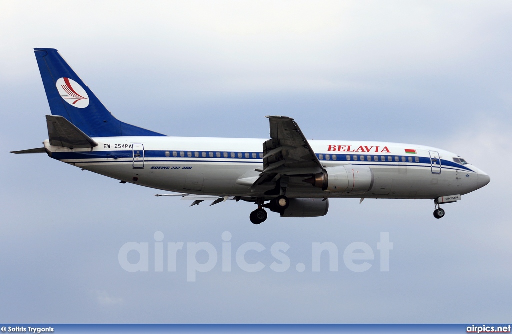 EW-254PA, Boeing 737-300, Belavia - Belarusian Airlines