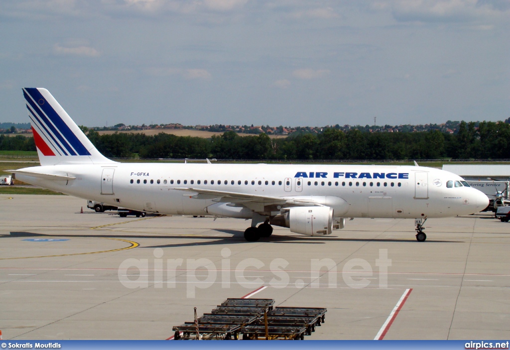 F-GFKA, Airbus A320-100, Air France