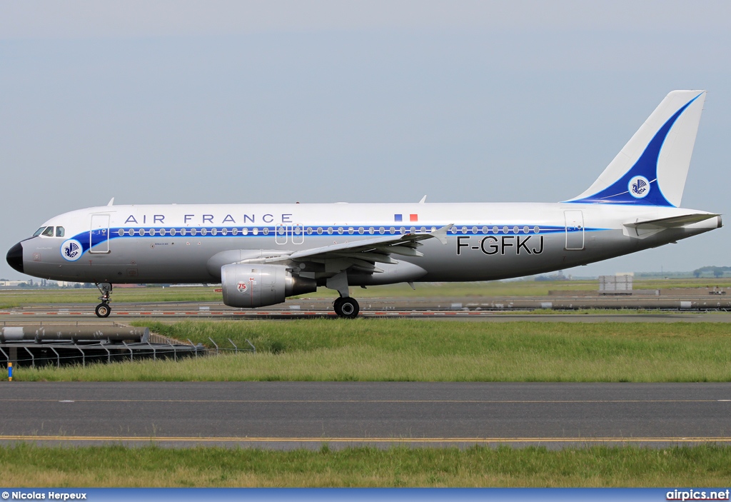 F-GFKJ, Airbus A320-200, Air France