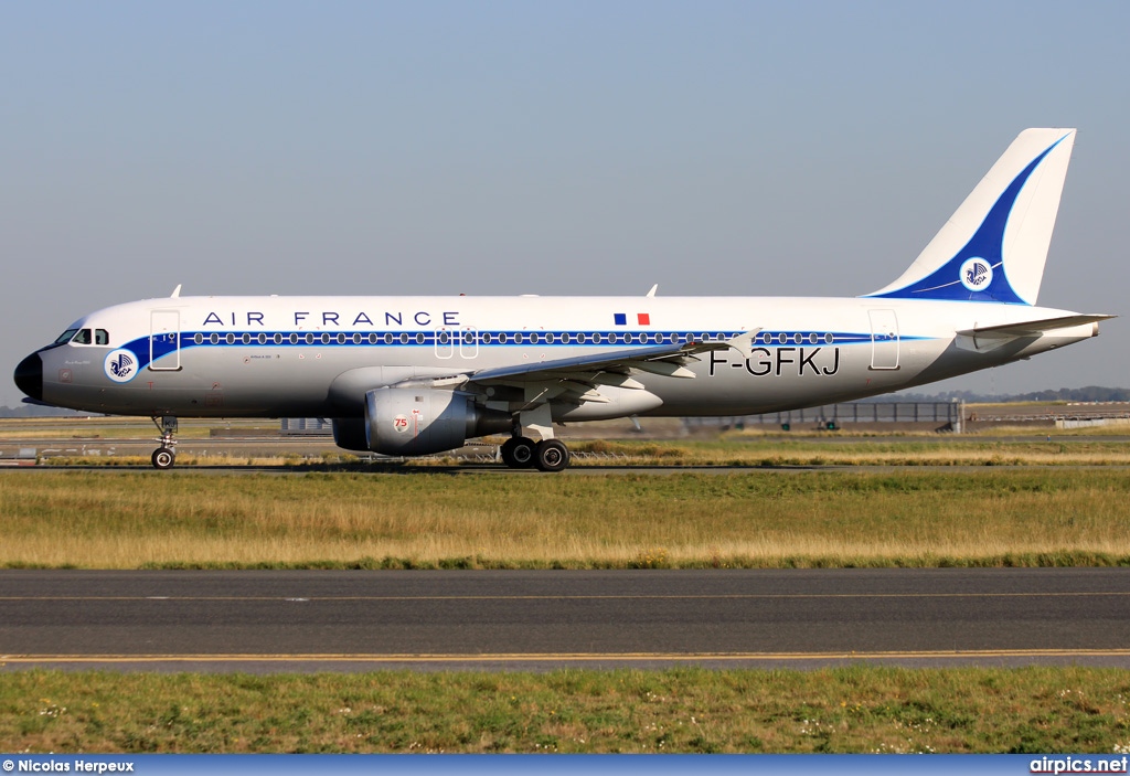 F-GFKJ, Airbus A320-200, Air France