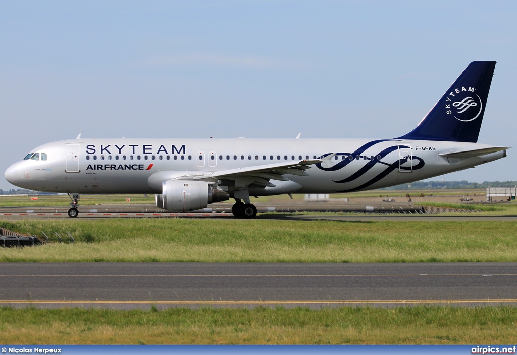 F-GFKS, Airbus A320-200, Air France