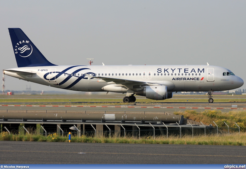 F-GFKS, Airbus A320-200, Air France