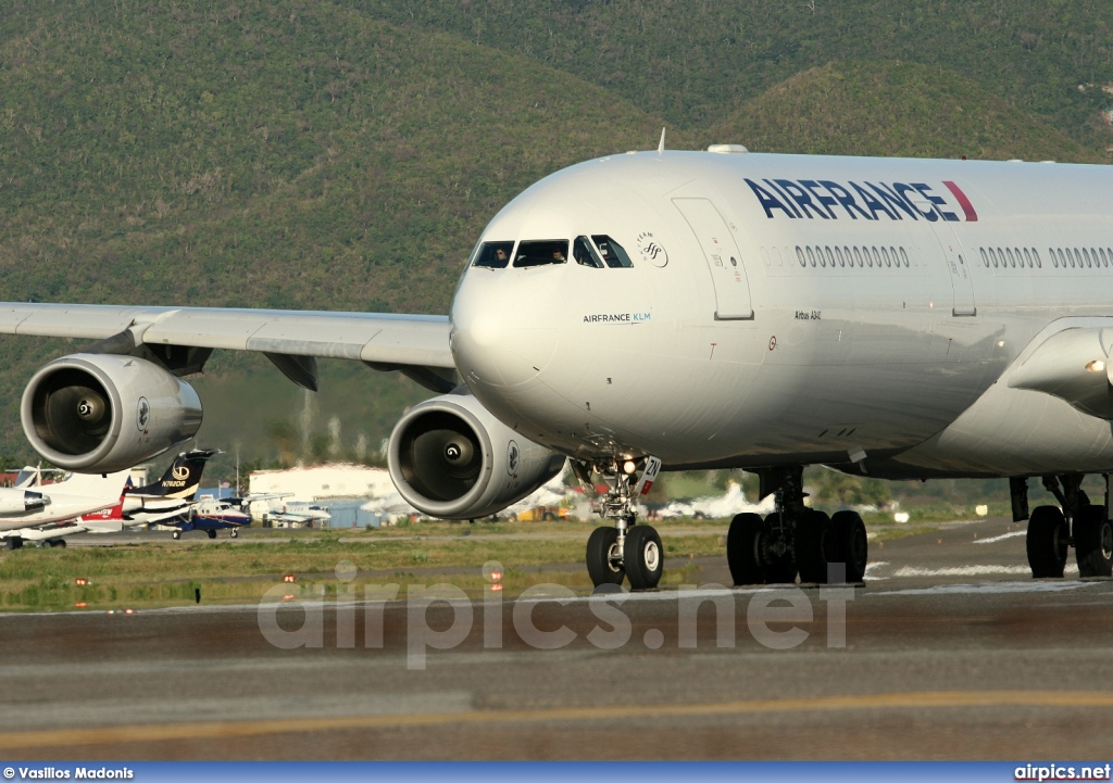 F-GLZN, Airbus A340-300, Air France