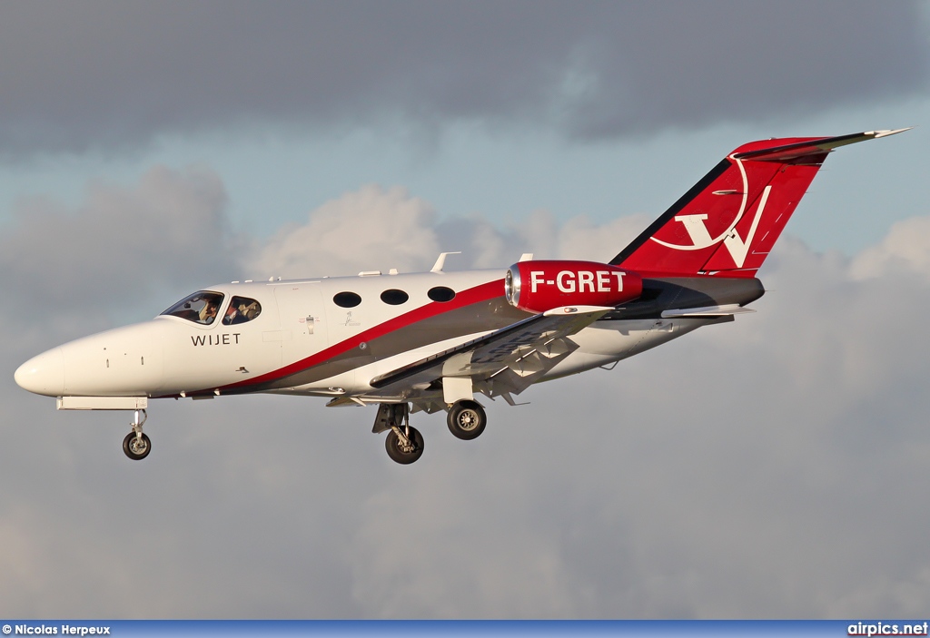 F-GRET, Cessna 510 Citation Mustang, Untitled