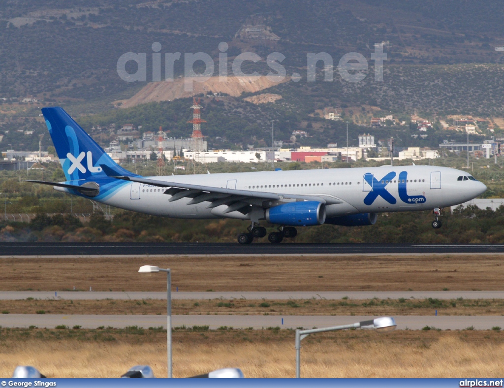 F-GSEU, Airbus A330-200, XL Airways France