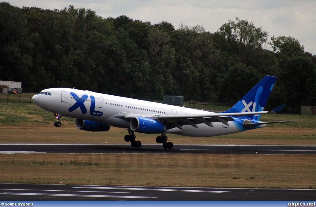 F-GSEU, Airbus A330-200, XL Airways France