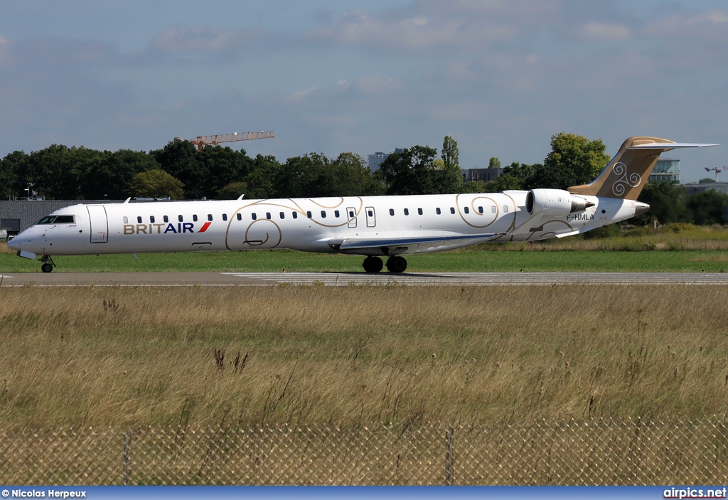 F-HMLA, Bombardier CRJ-1000, Brit Air