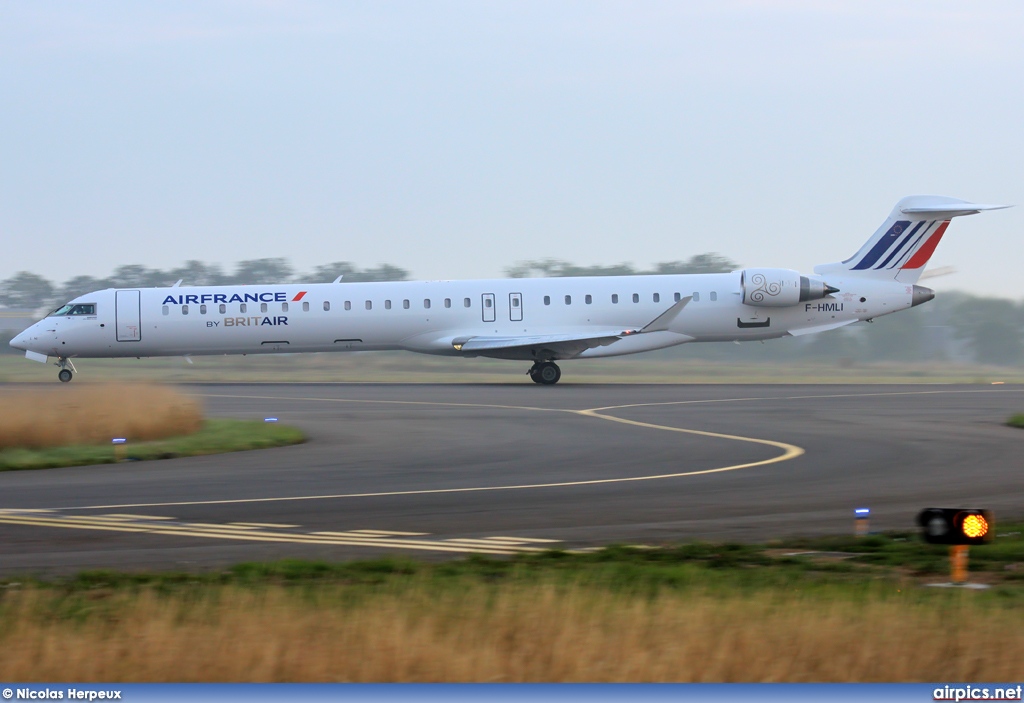 F-HMLI, Bombardier CRJ-1000, Brit Air