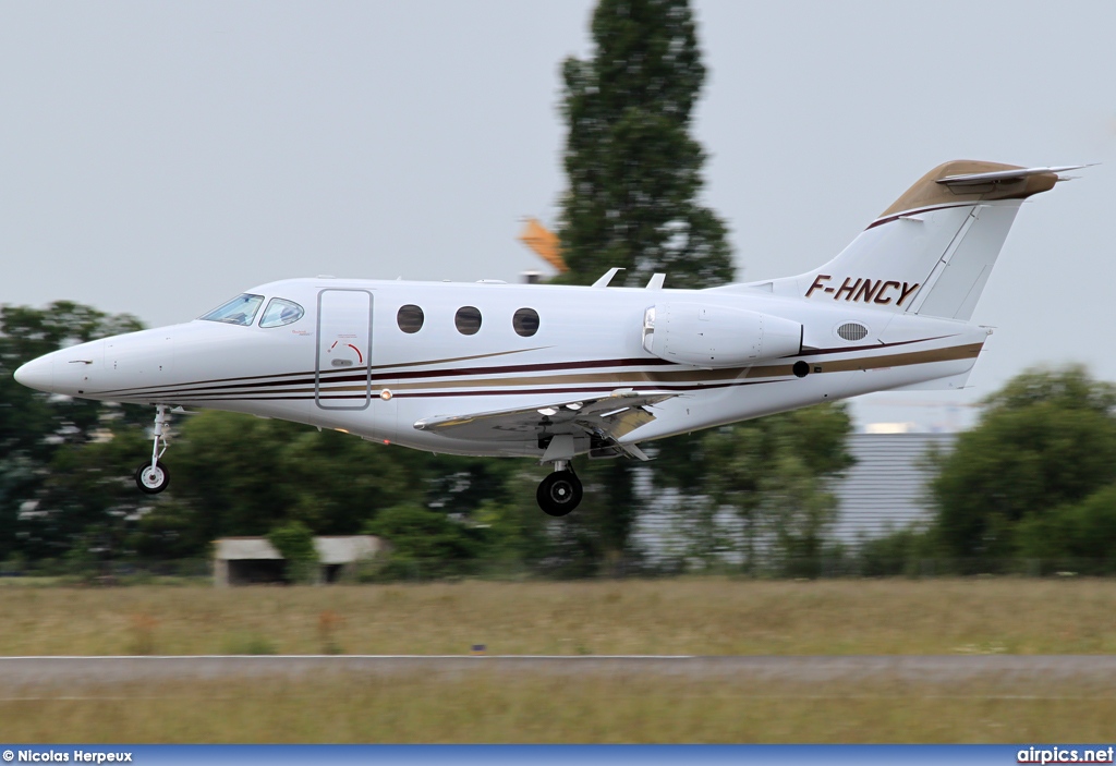 F-HNCY, Hawker (Beechcraft) 390 Premier IA, Lorraine Aviation