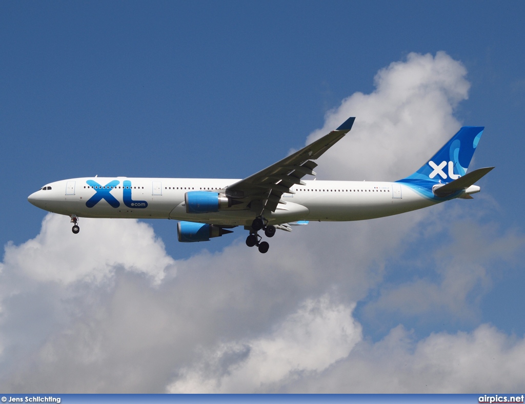 F-HXLF, Airbus A330-300, XL Airways France