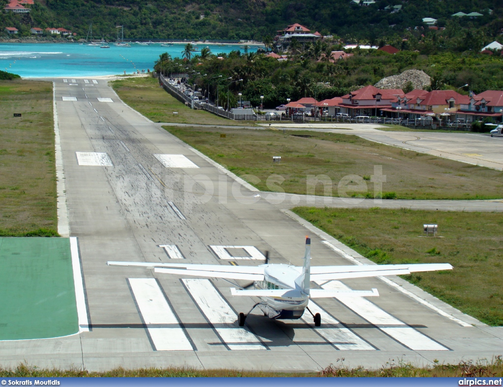 F-OSBC, Cessna 208-B Grand Caravan, St. Barth Commuter