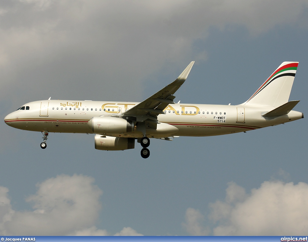 F-WWDT, Airbus A320-200, Etihad Airways