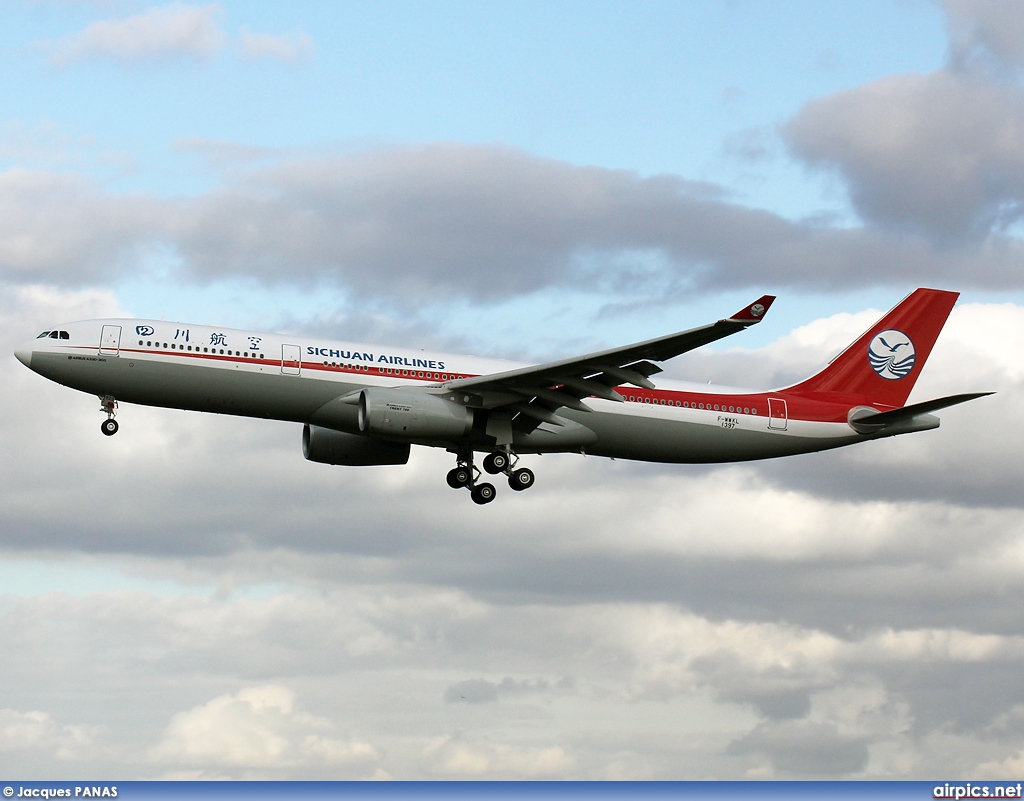 F-WWKL, Airbus A330-300, Sichuan Airlines