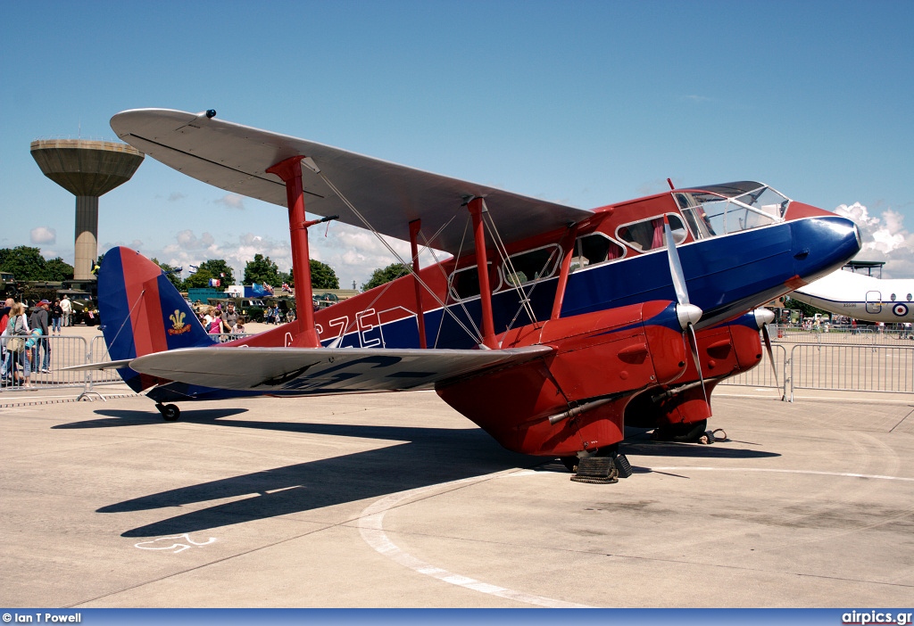 G-ACZE, De Havilland DH-89A Dragon Rapide, Private