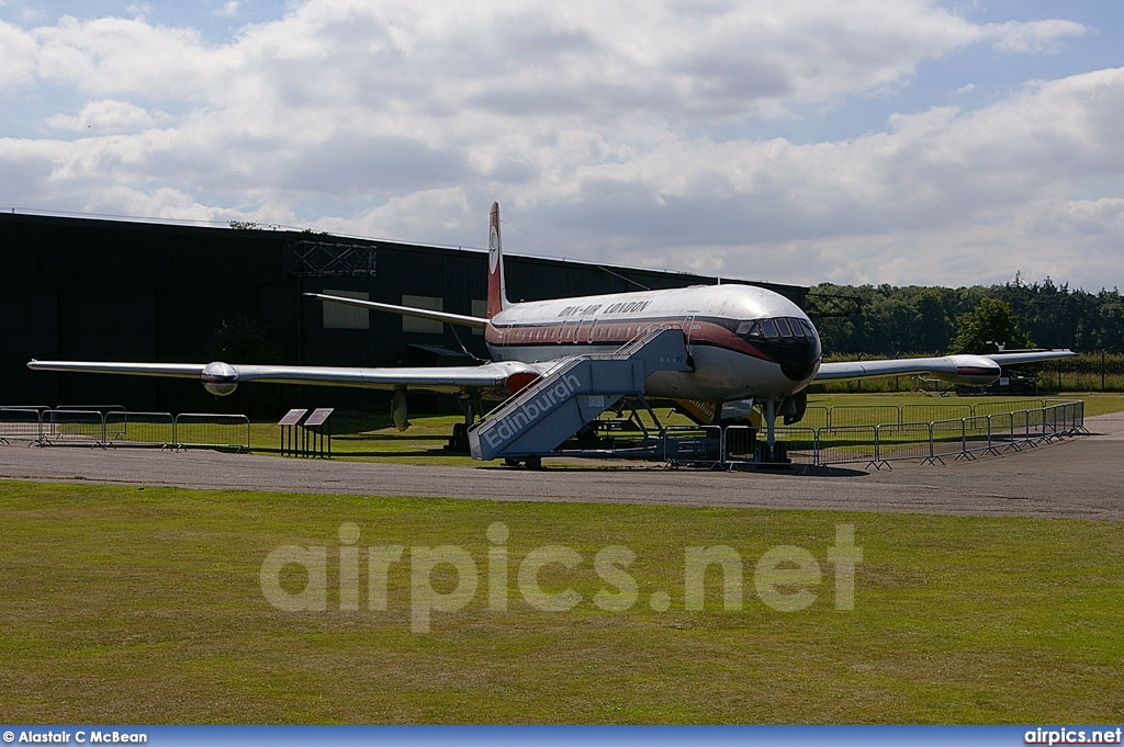 G-BIDX, De Havilland DH-106 Comet 4C, Dan-Air