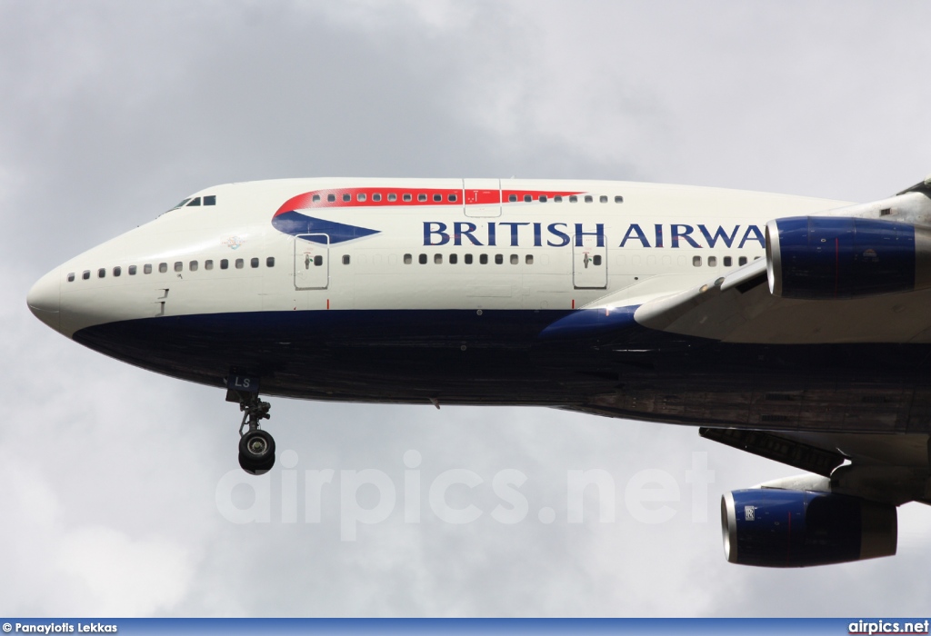 G-BNLS, Boeing 747-400, British Airways