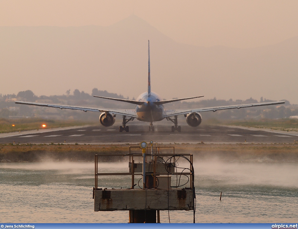 G-BYAA, Boeing 767-200ER, Thomson Airways