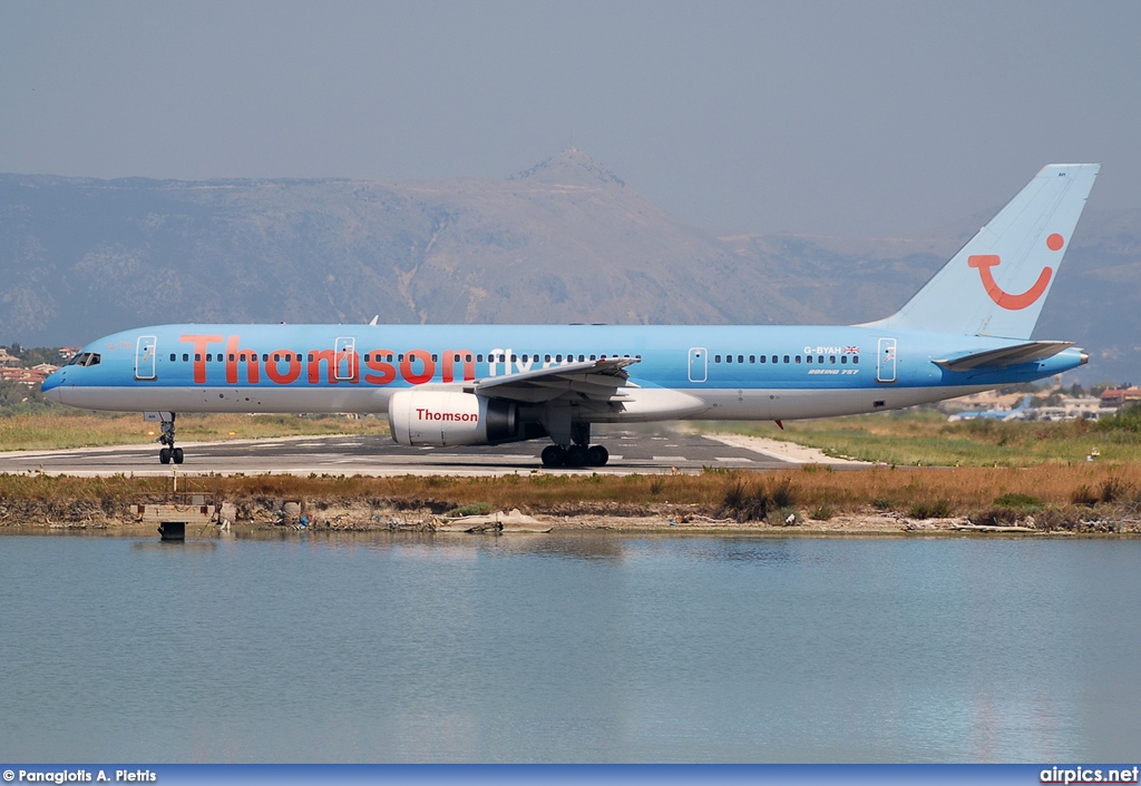 G-BYAH, Boeing 757-200, Thomsonfly