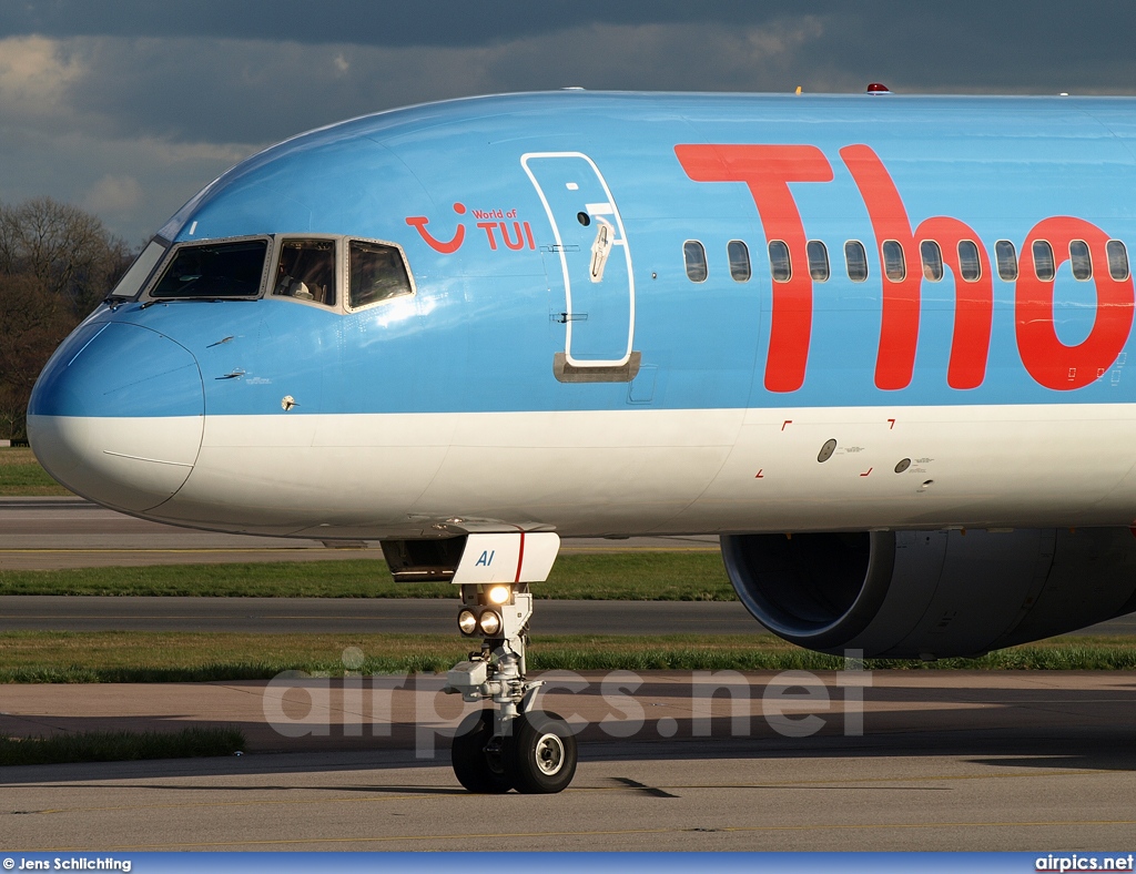 G-BYAI, Boeing 757-200, Thomsonfly