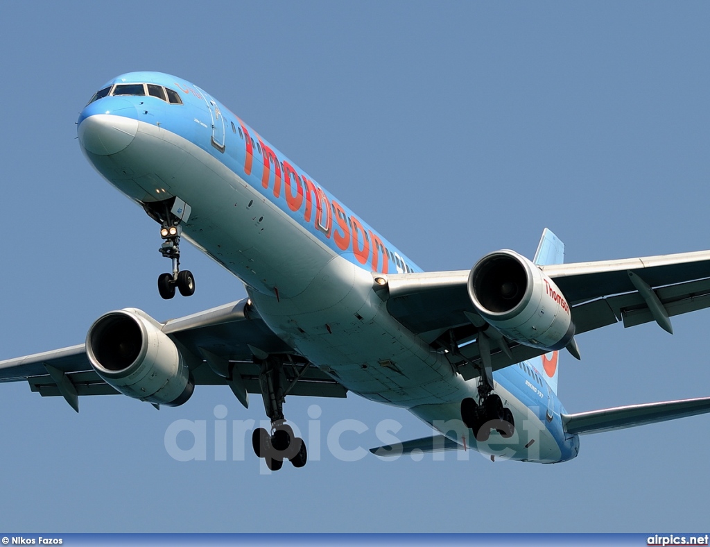 G-BYAP, Boeing 757-200, Thomsonfly