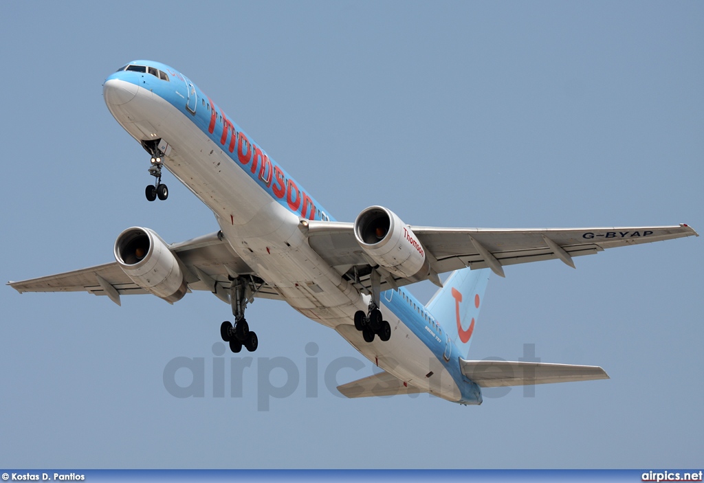 G-BYAP, Boeing 757-200, Thomsonfly