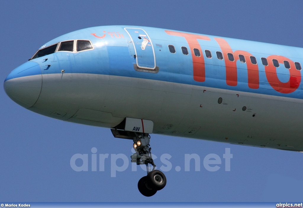 G-BYAW, Boeing 757-200, Thomsonfly