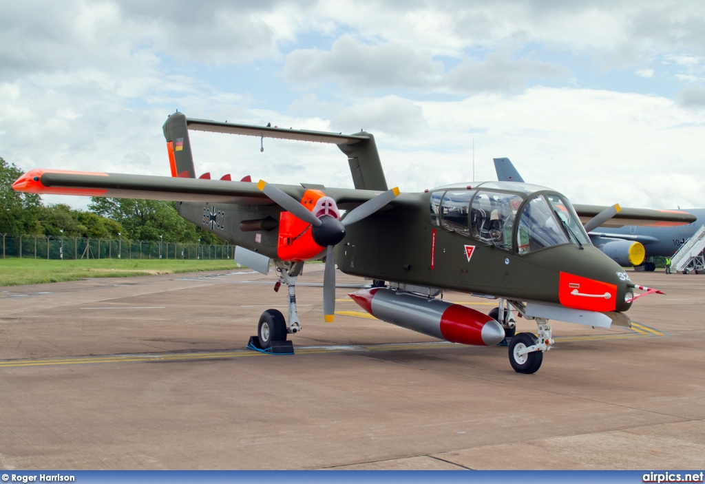 G-BZGK, North American (Rockwell) OV-10B Bronco, Bronco Demo Team