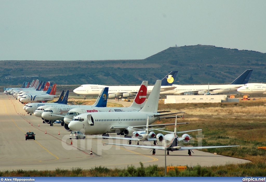 G-CEAH, Boeing 737-200Adv, Untitled